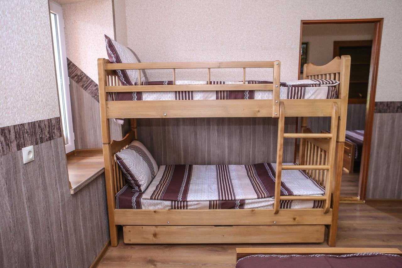 Metekhi Ubani'S Guesthouse 第比利斯 外观 照片